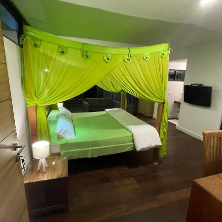 ヴィラ La Laguna *