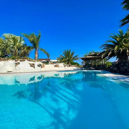 La Laguna Вилла