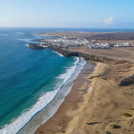 La Laguna Вилла *