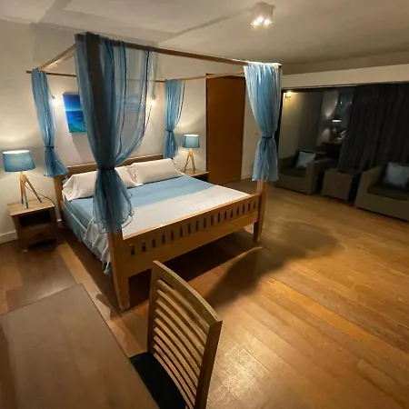 La Laguna * Лахарес