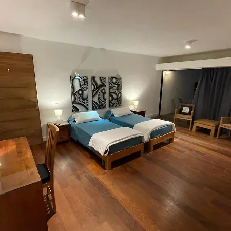 La Laguna Villa Lajares