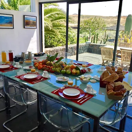 La Laguna Вилла *